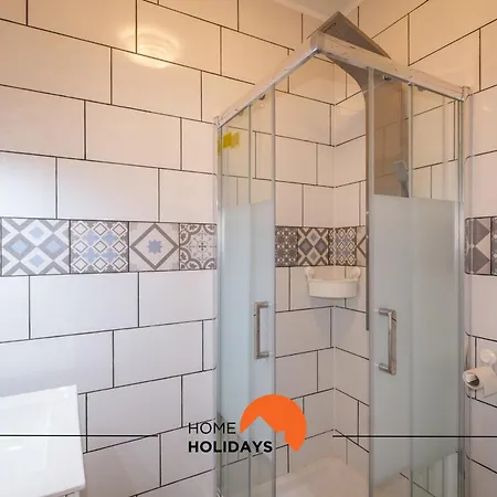 #043 Hassan Flat By Holidays *