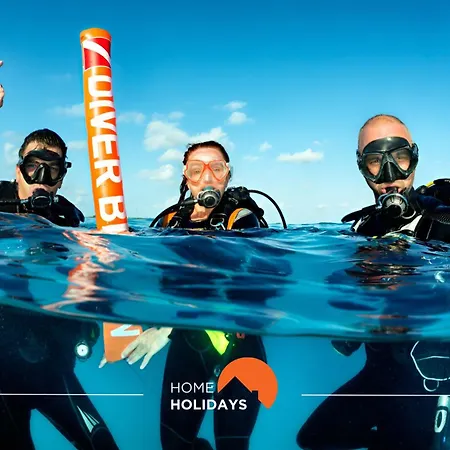 #043 Hassan Flat By Holidays * Αλμπουφέιρα